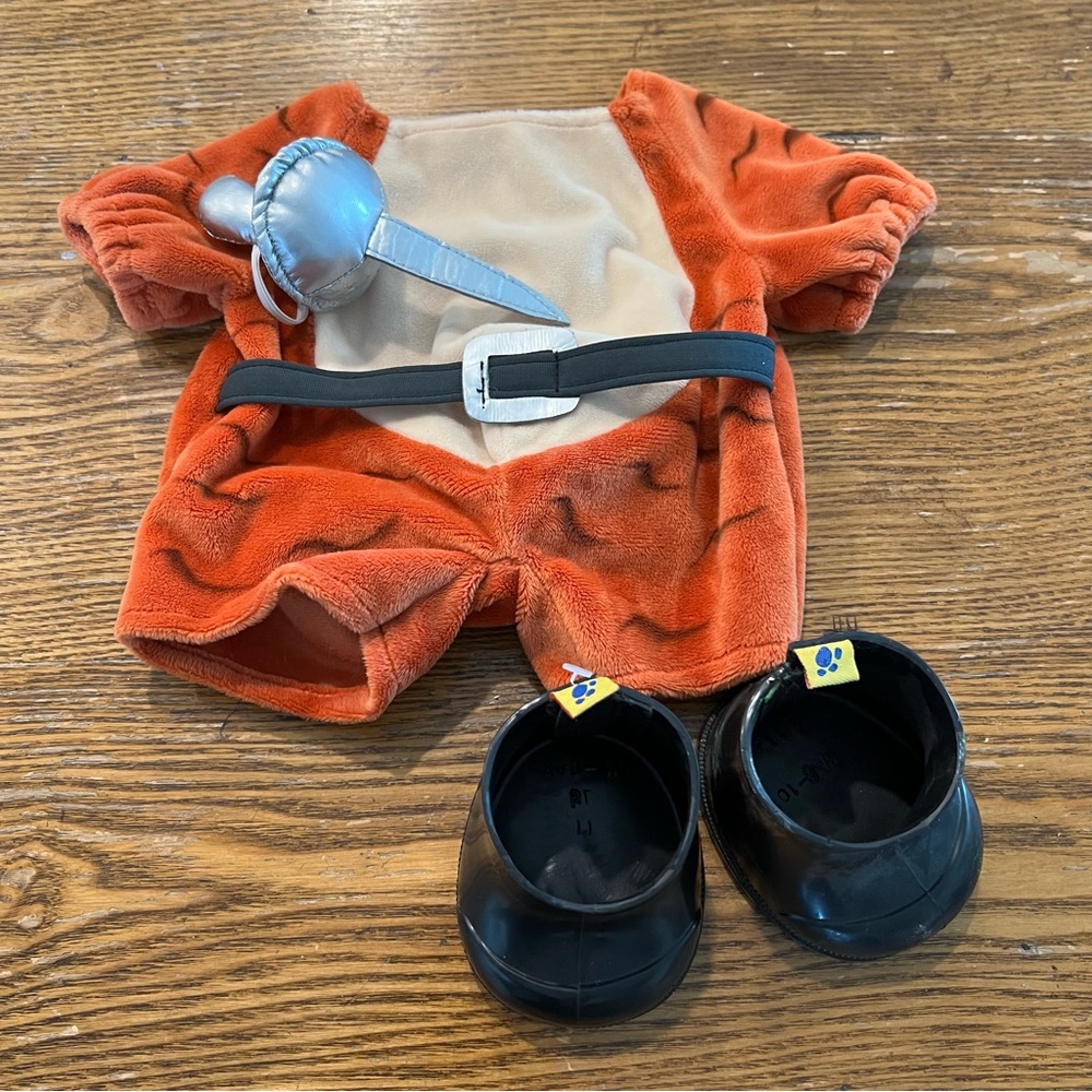 Build-A-Bear PussN Boots Costume